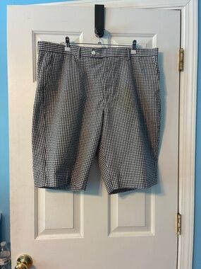 NWOT Men's Black & White Gingham Shorts